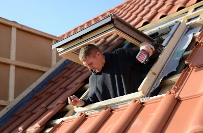 Pose de fenêtres de toit Velux à Landudal
